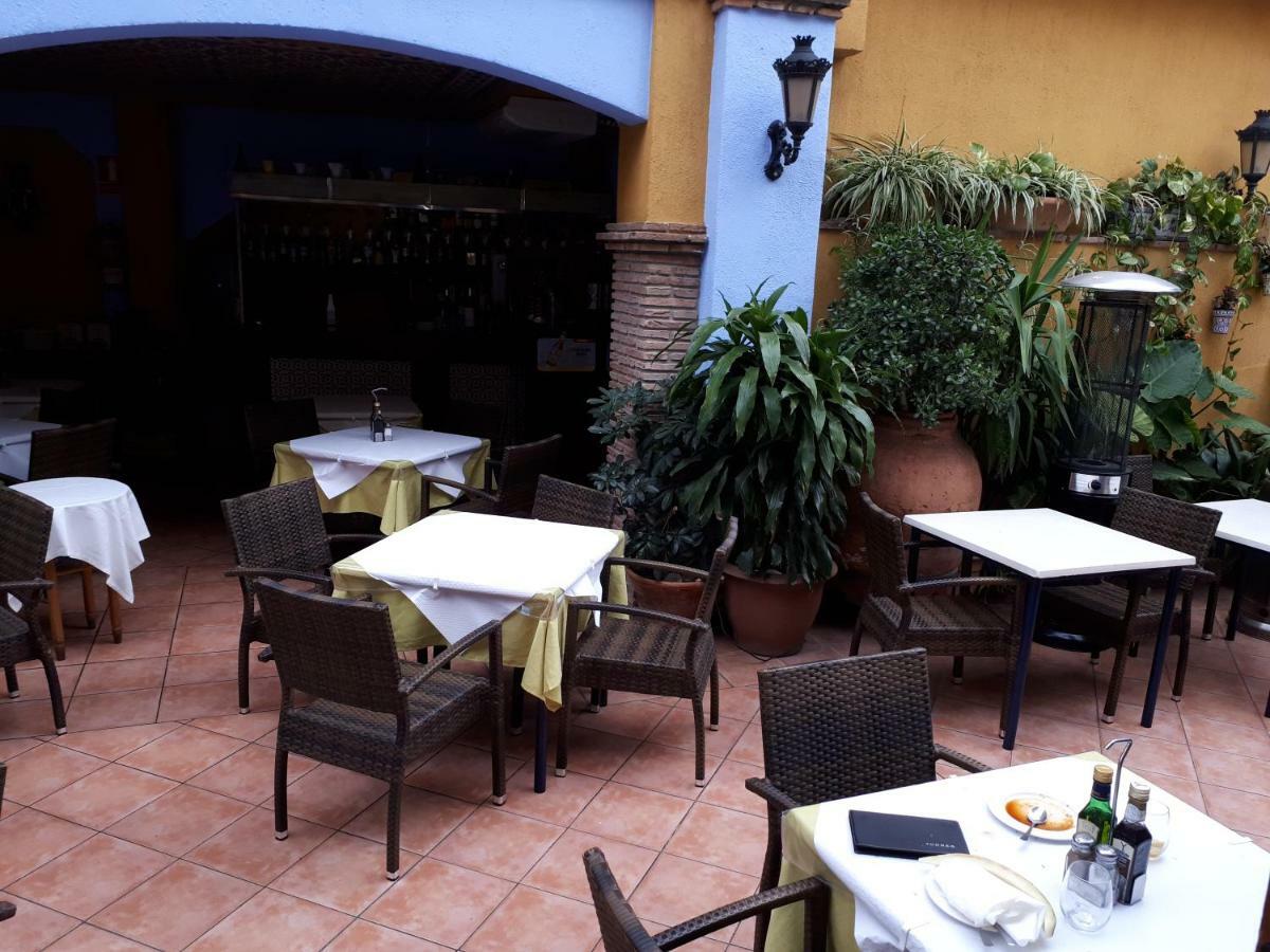 Calle Antonio Millon Nerja Buitenkant foto