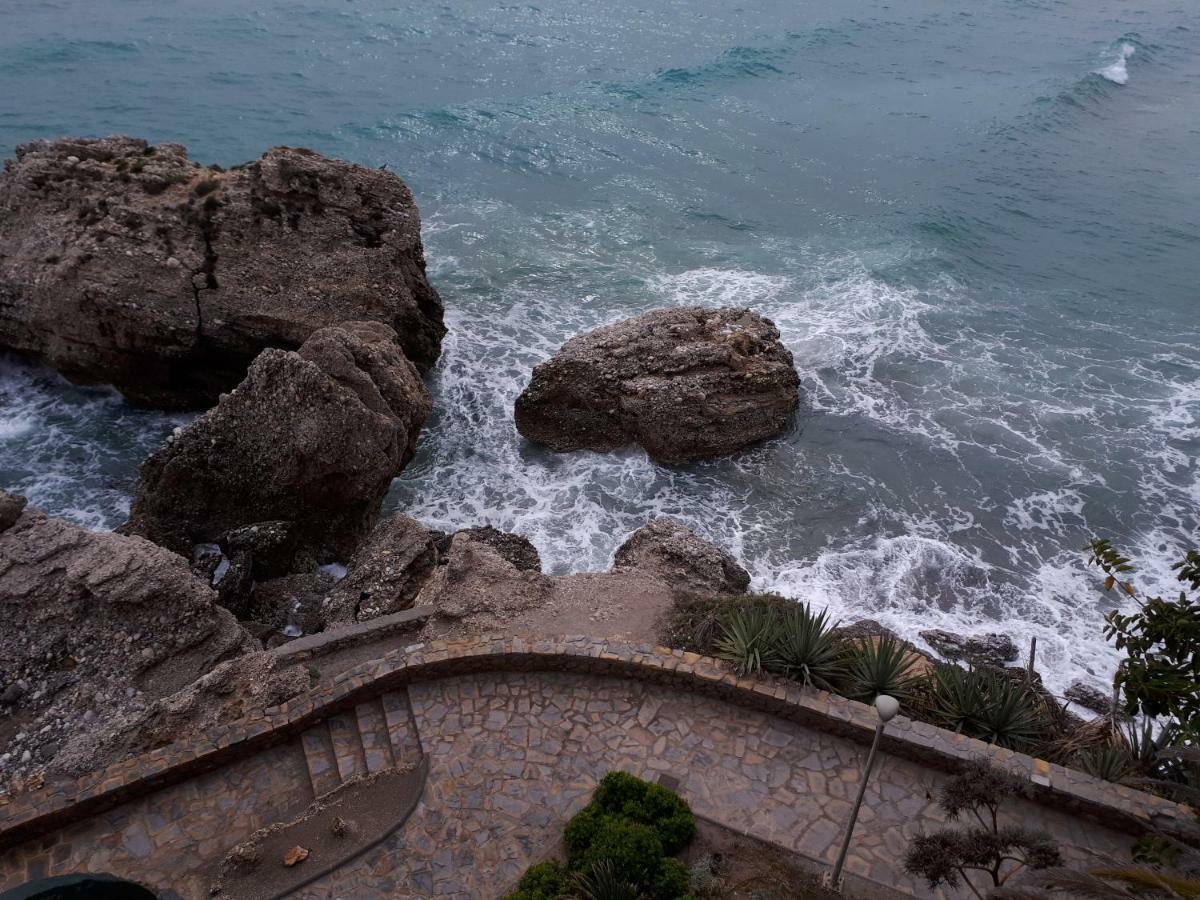Calle Antonio Millon Nerja Buitenkant foto